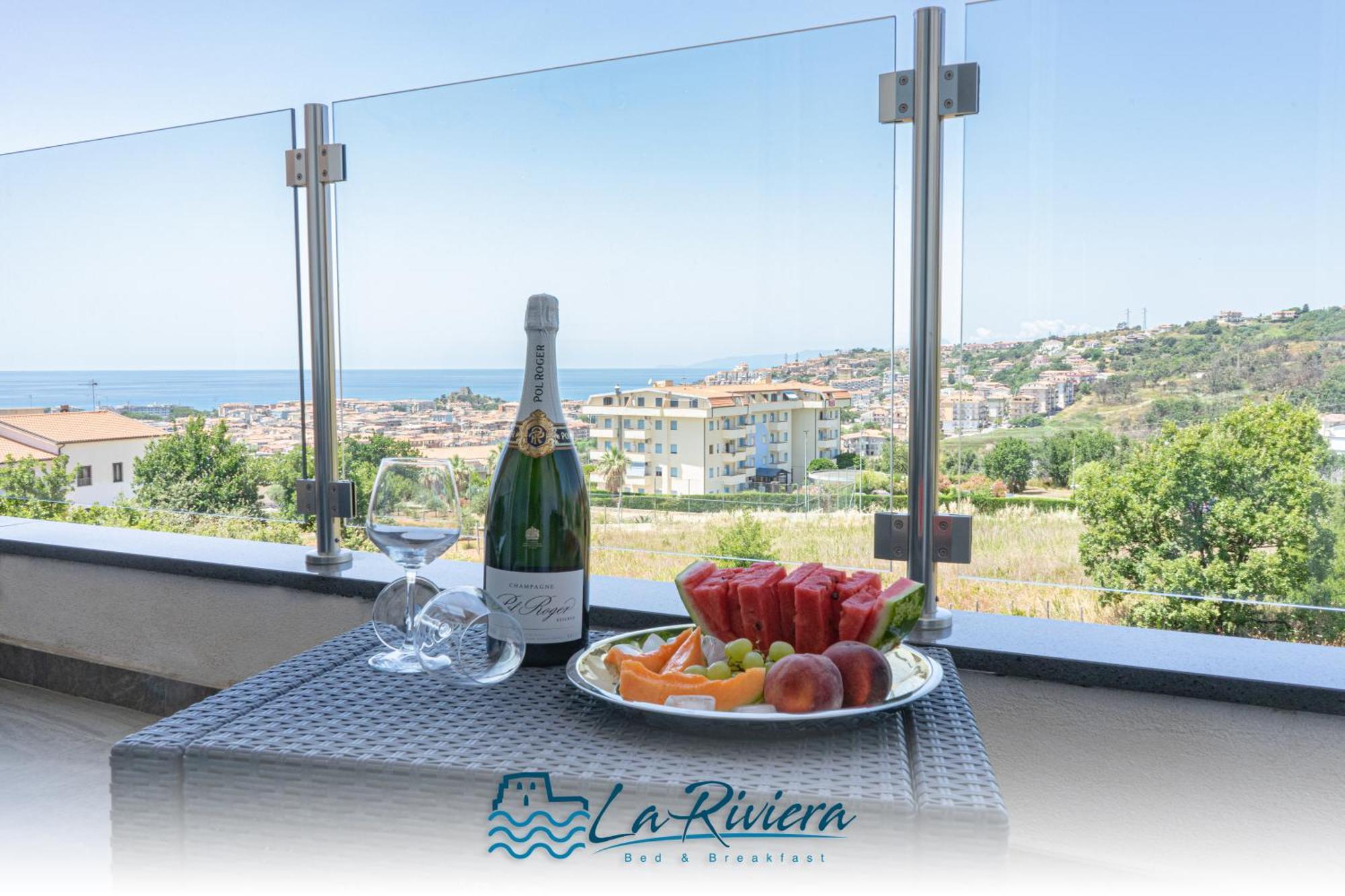 Bed and Breakfast La Riviera Scalea Esterno foto