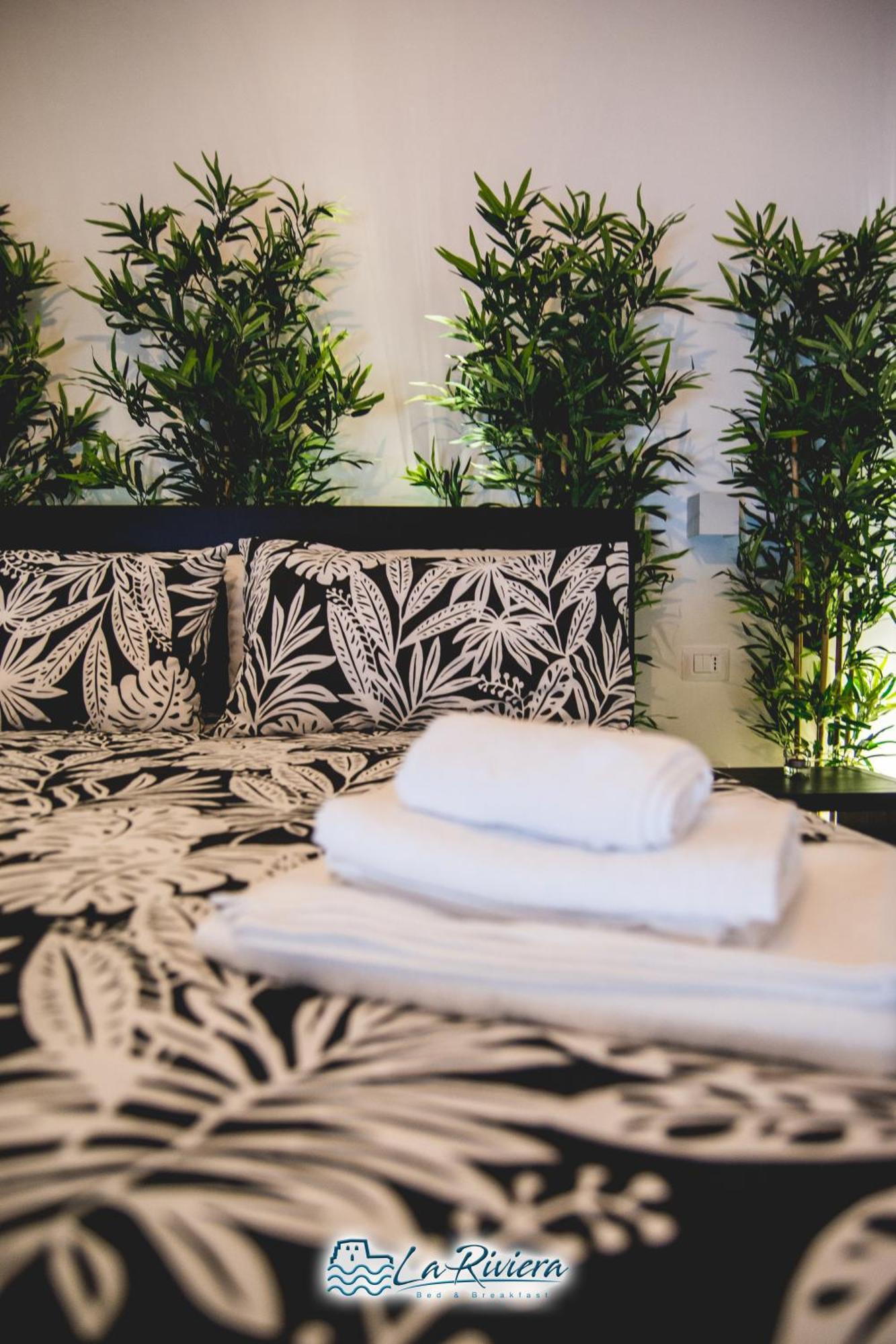 Bed and Breakfast La Riviera Scalea Esterno foto